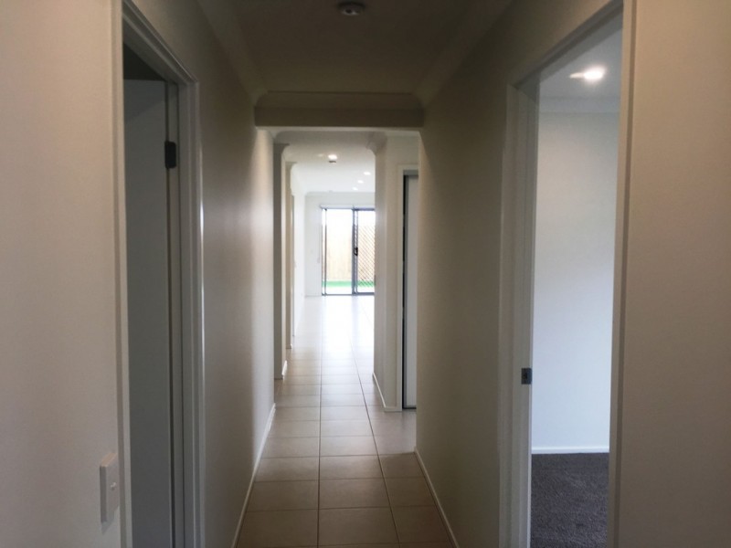 8 Lippiatt Street, Burpengary QLD 4505