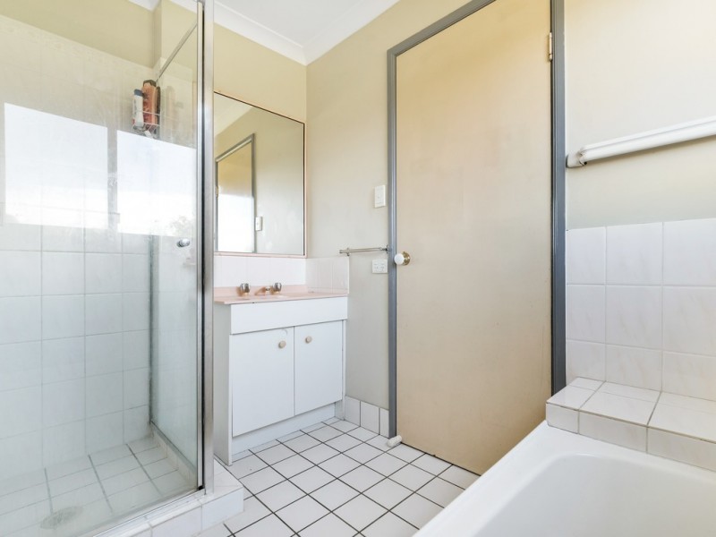 15 Summerfields Drive, Caboolture QLD 4510