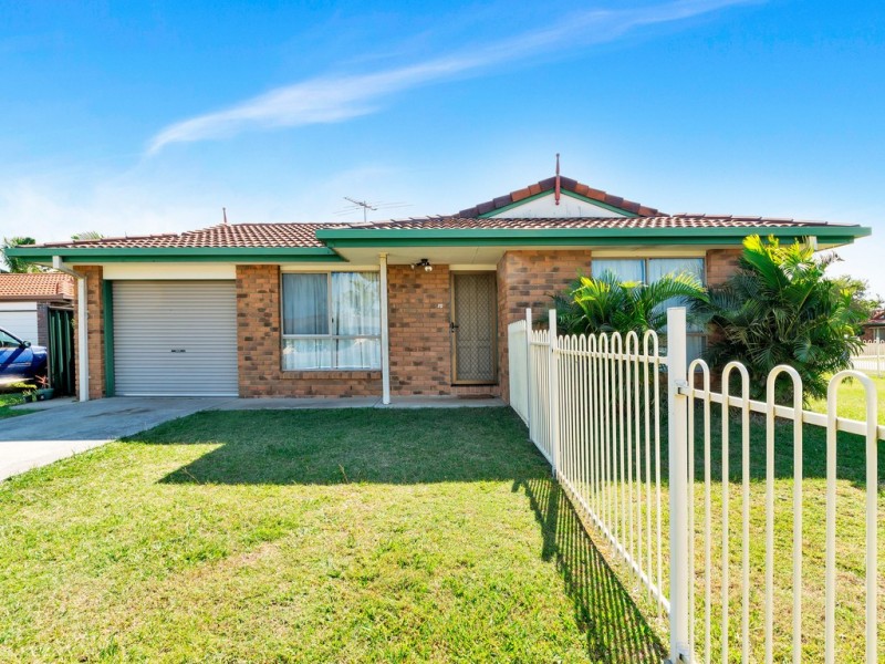 15 Summerfields Drive, Caboolture QLD 4510