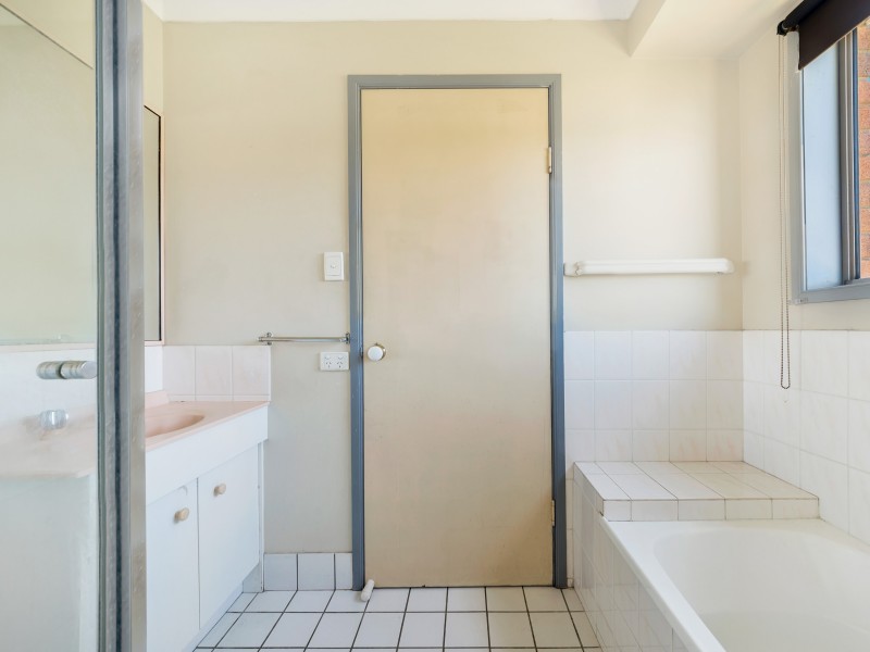 15 Summerfields Drive, Caboolture QLD 4510