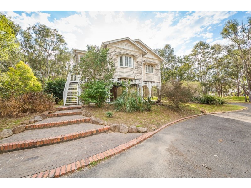 768 Beachmere Road, Beachmere QLD 4510