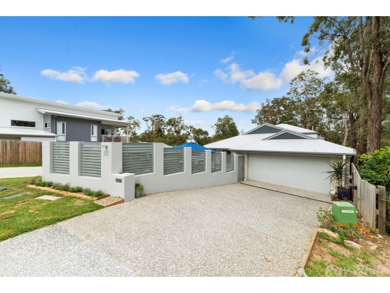Everton Hills QLD 4053