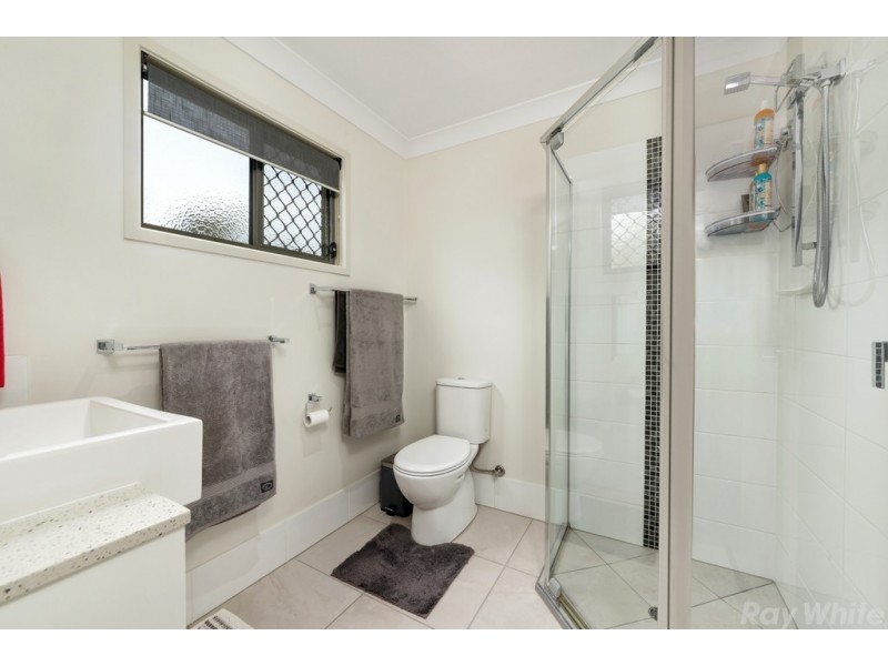 Everton Hills QLD 4053