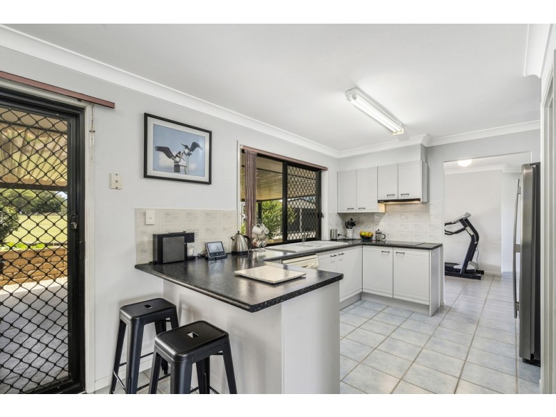 24 Cliff Court, Elimbah QLD 4516