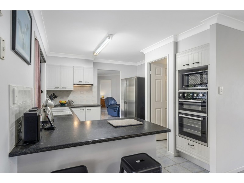 24 Cliff Court, Elimbah QLD 4516