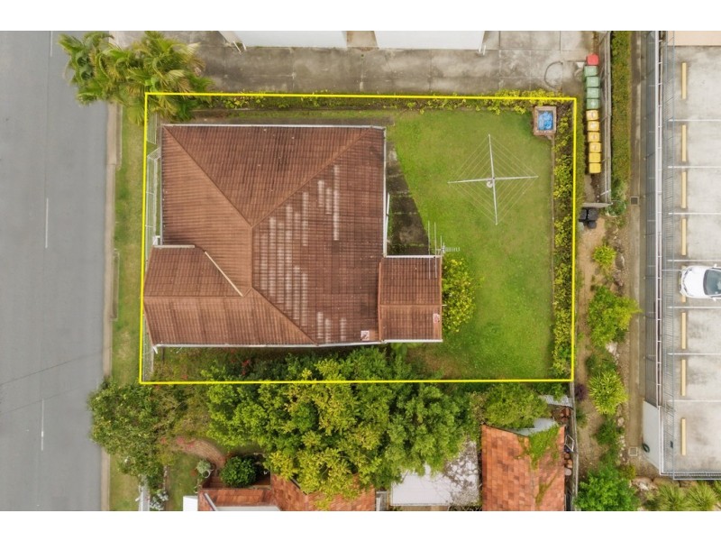 1 Dix St, Redcliffe QLD 4020