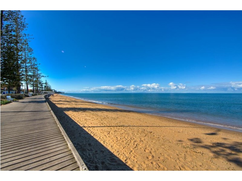 1 Dix St, Redcliffe QLD 4020