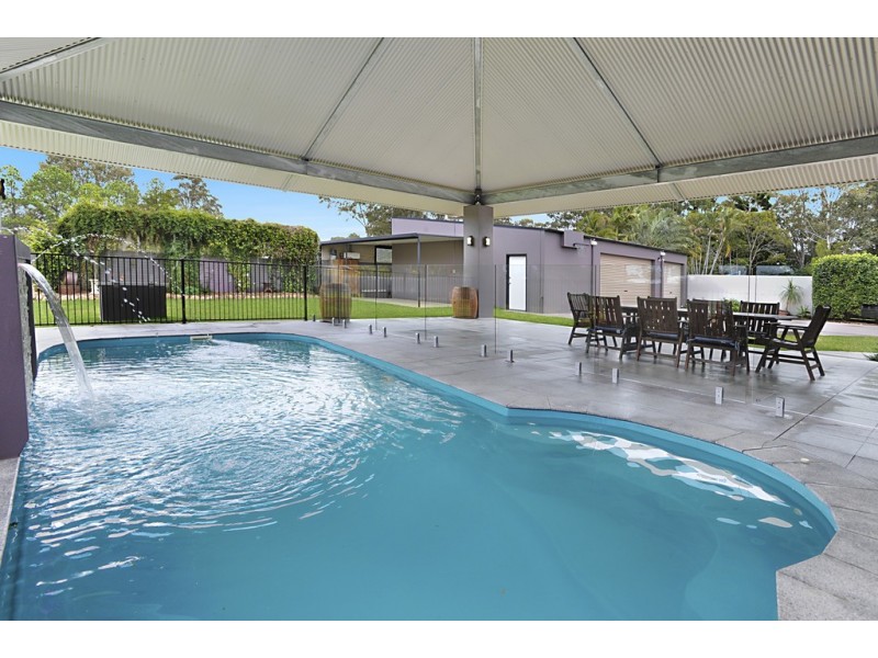 10 Beacon St, Morayfield QLD 4506