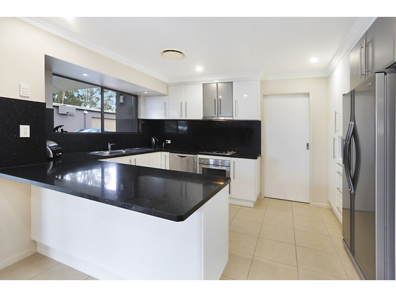 10 Beacon St, Morayfield QLD 4506