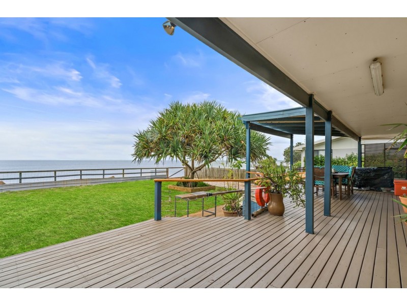 28 Bayside Dve, Beachmere QLD 4510