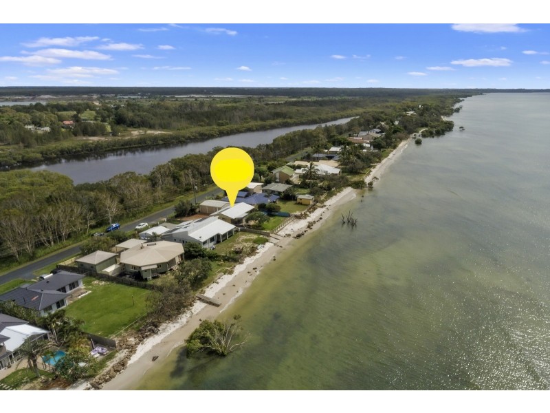 28 Bayside Dve, Beachmere QLD 4510