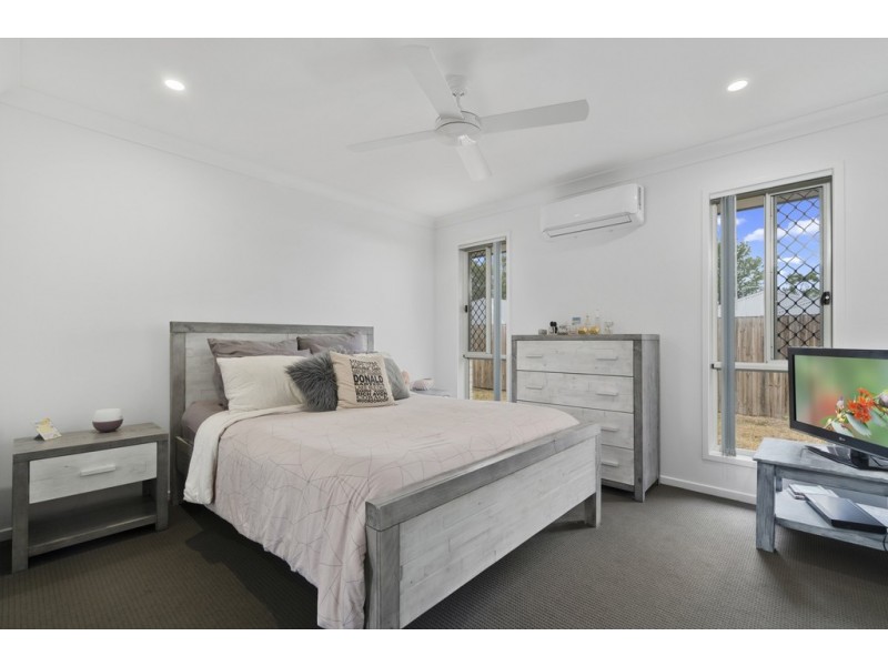 18 Pandora St, Burpengary QLD 4505