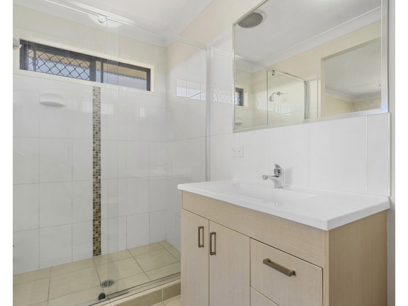 1and2/4 Tango Street, Caboolture QLD 4510