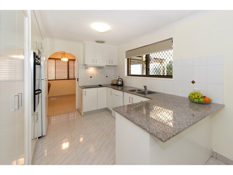 12 Lisa St, Deception Bay QLD 4508