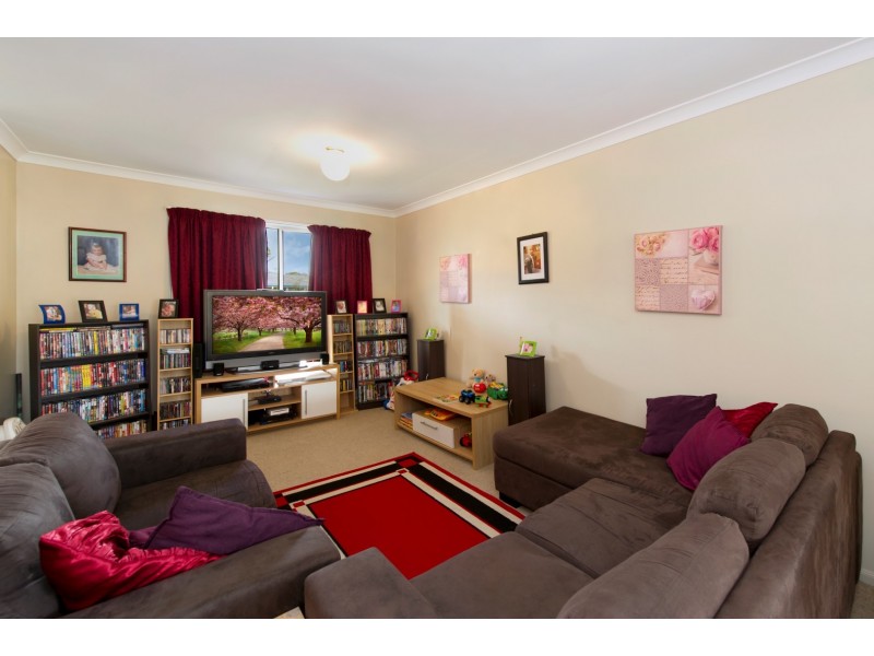 15 Summerfield Dr, Caboolture QLD 4510