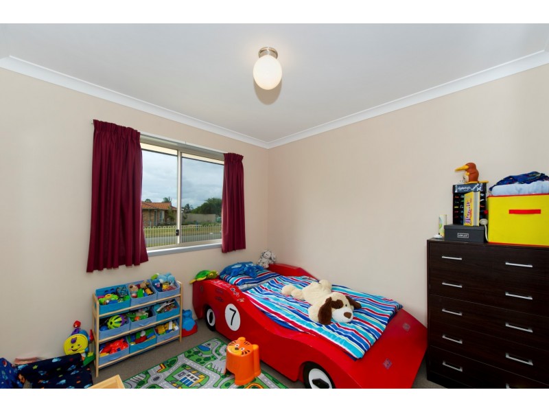 15 Summerfield Dr, Caboolture QLD 4510