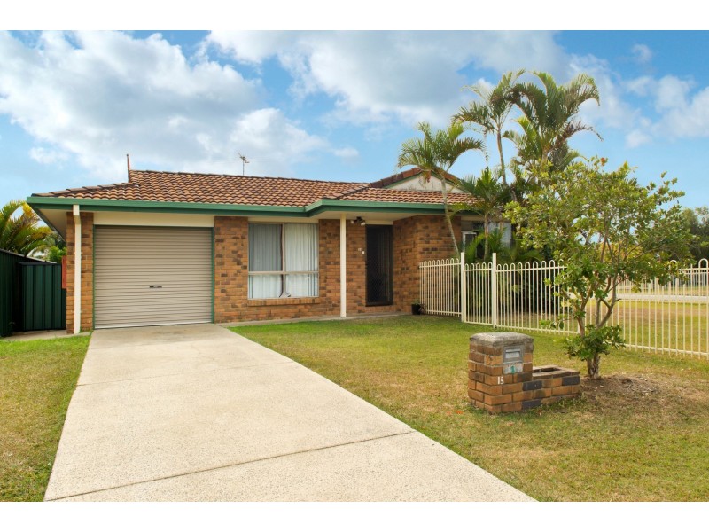 15 Summerfield Dr, Caboolture QLD 4510