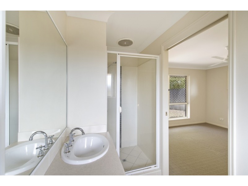 14 Tilley Crt, Caboolture QLD 4510