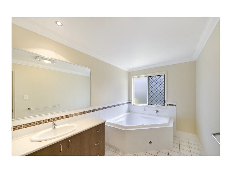 2 Jimna Court, Deception Bay QLD 4508