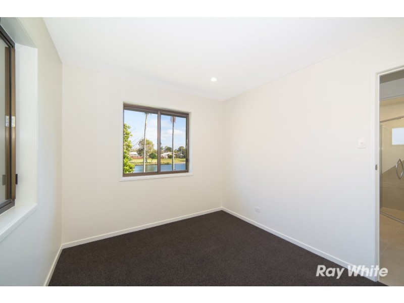 102 Biggs Street, Beachmere QLD 4510