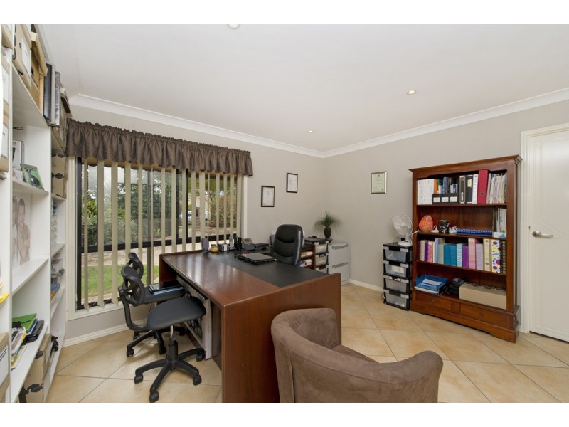 25 Glady Ave, Caboolture QLD 4510