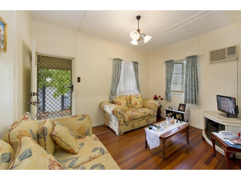 42 George Street, Caboolture QLD 4510