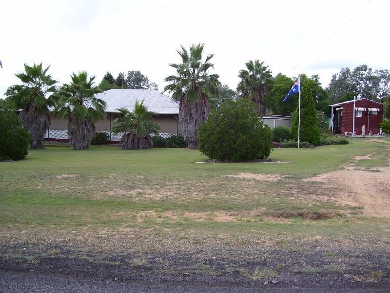 16 G S Wilson Drive, Nanango QLD 4615