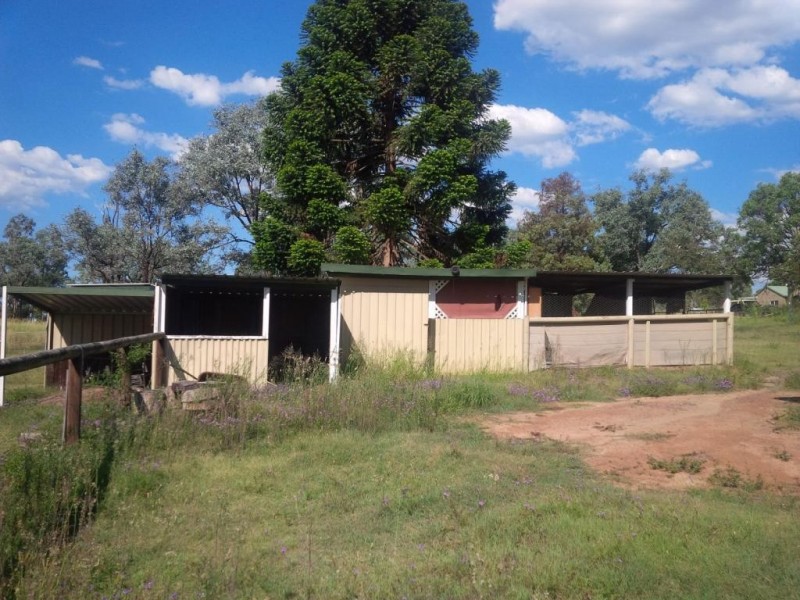 16 G S Wilson Drive, Nanango QLD 4615