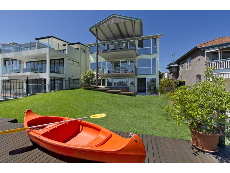 32 Wynnum Road, Norman Park QLD 4170