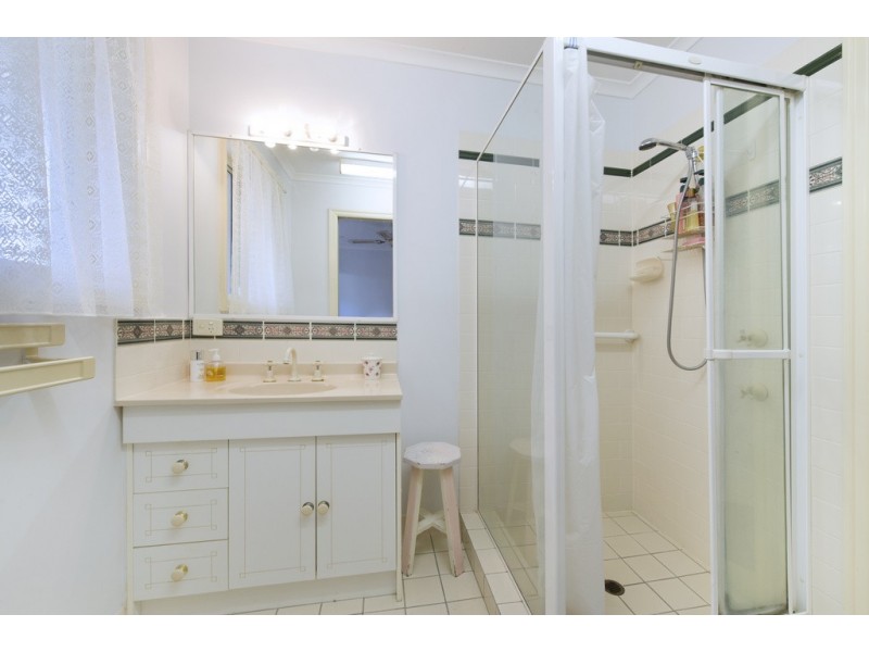 2/122 King Street, Caboolture QLD 4510