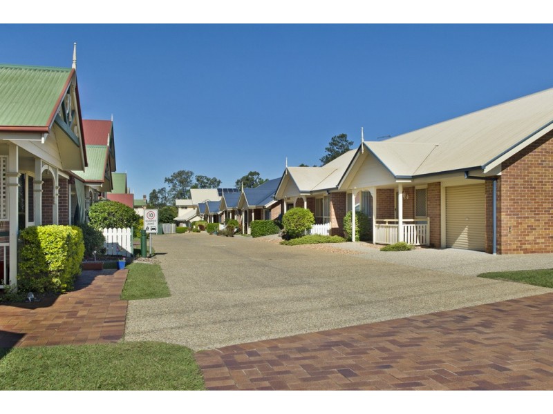 2/122 King Street, Caboolture QLD 4510