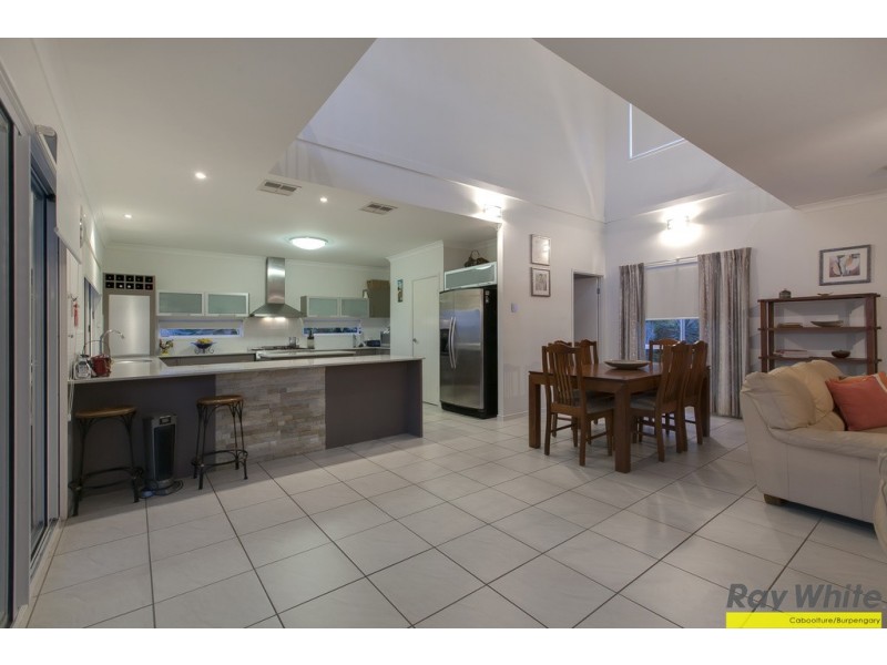 135 Faheys Road West, Albany Creek QLD 4035