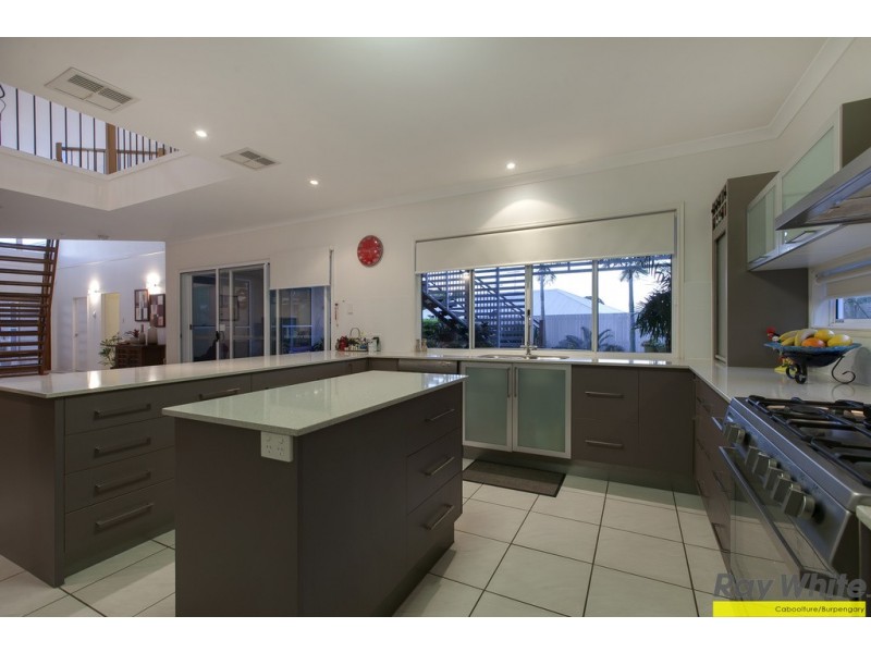 135 Faheys Road West, Albany Creek QLD 4035