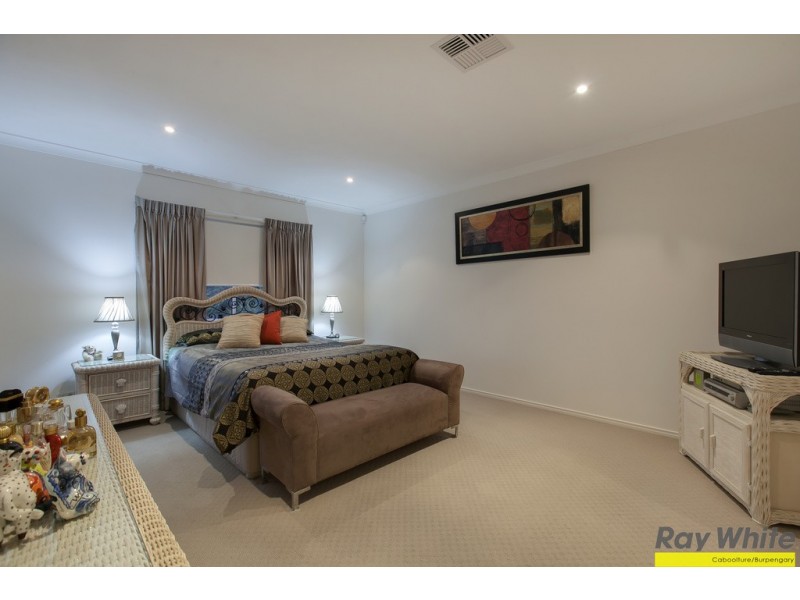 135 Faheys Road West, Albany Creek QLD 4035