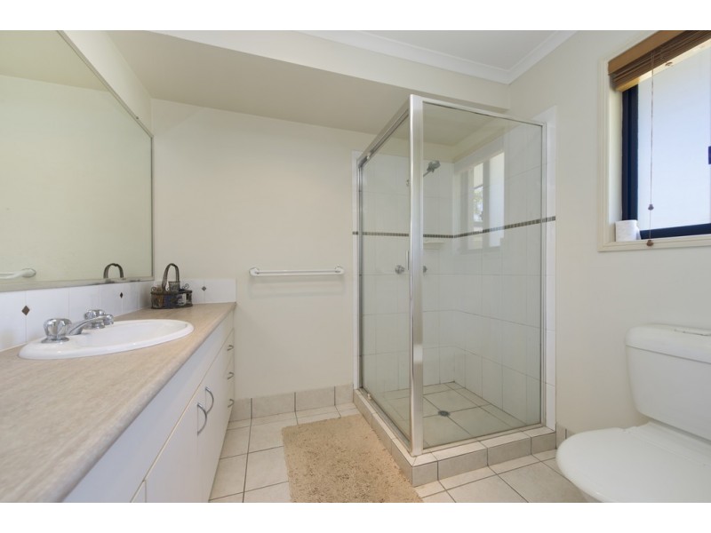 39 Allan Rd, Bellmere QLD 4510