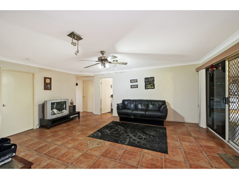 27 Abbey Road, Caboolture QLD 4510