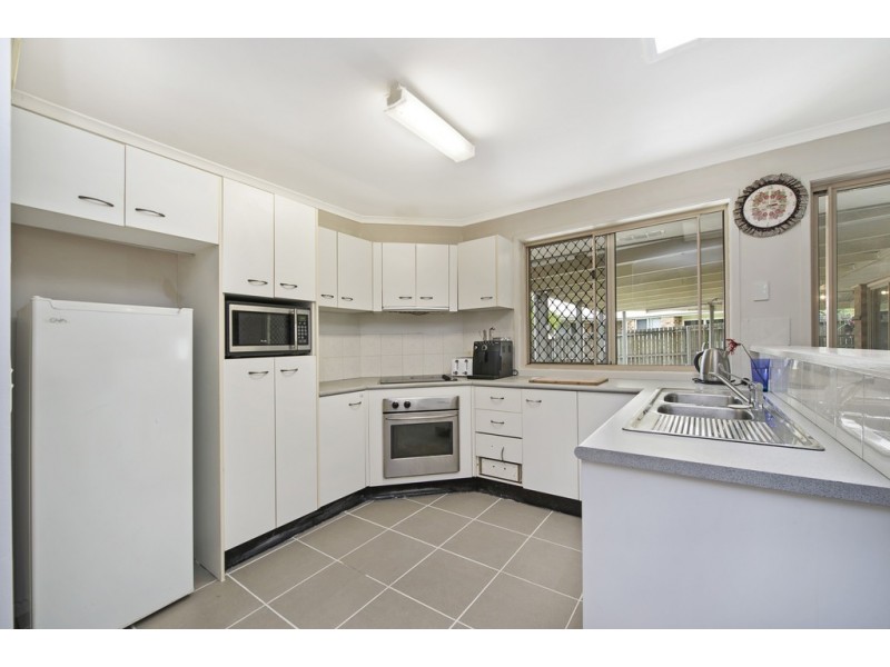 41 Hilldale Crescent, Morayfield QLD 4506
