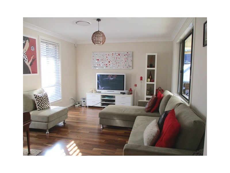 44 Carmarthen Street, Menai NSW 2234