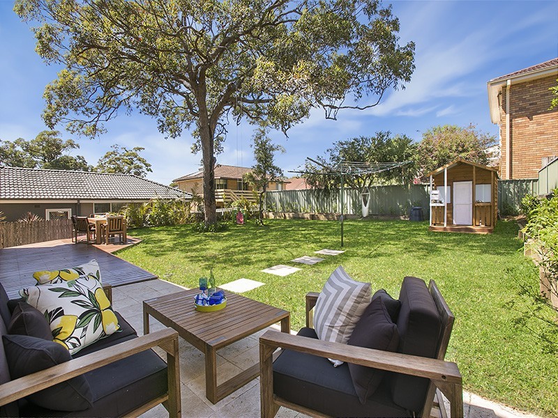 6 Murchison Street, Sylvania NSW 2224