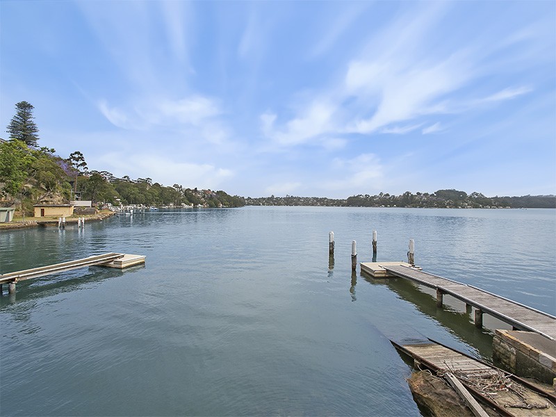 18 Pleasant Way, Blakehurst NSW 2221