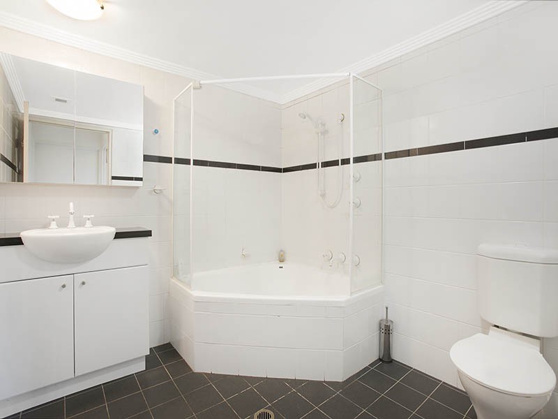 A12/2B Mowbray Street, Sylvania NSW 2224