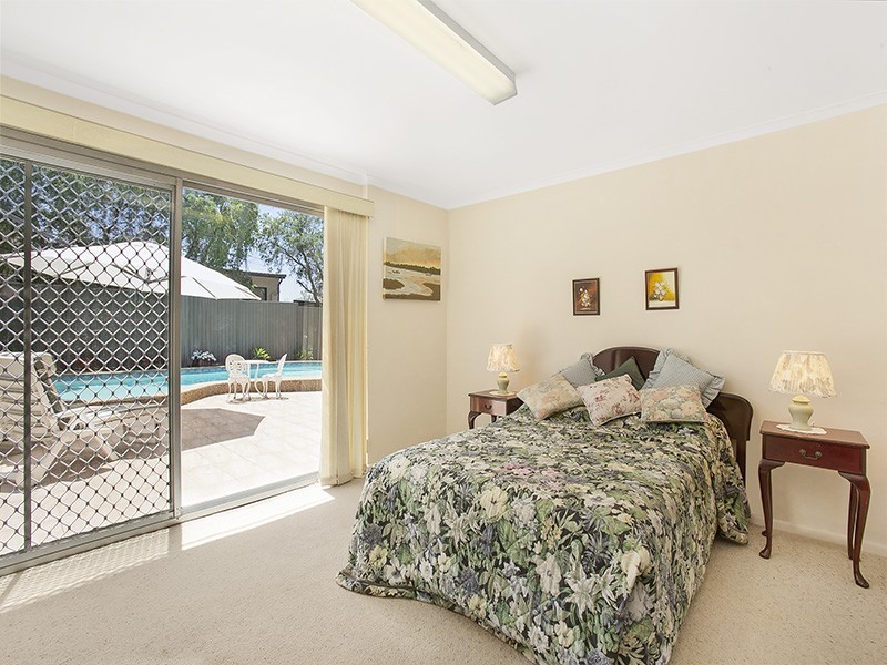 17 Queanbeyan Avenue, Miranda NSW 2228
