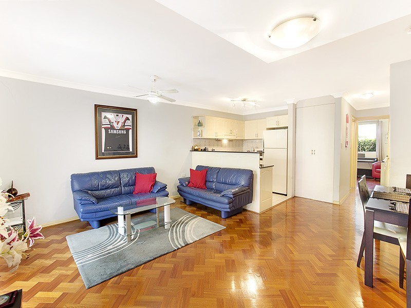 6/88-92 Yathong Road, Caringbah NSW 2229