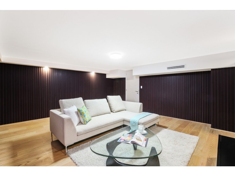 2/8-12 Murralin Lane, Sylvania NSW 2224