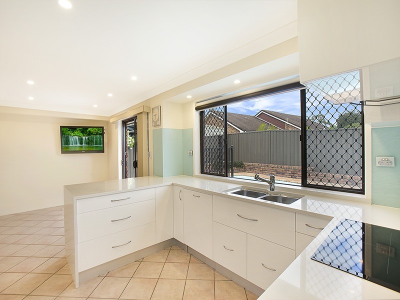 33 Spoonbill Avenue, Woronora Heights NSW 2233