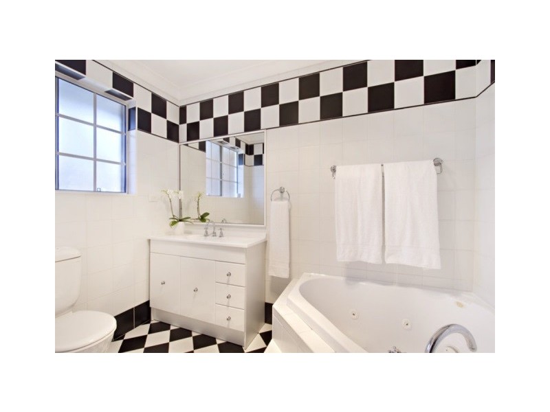 1/74 Evelyn Street, Sylvania NSW 2224