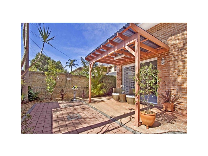 1/74 Evelyn Street, Sylvania NSW 2224