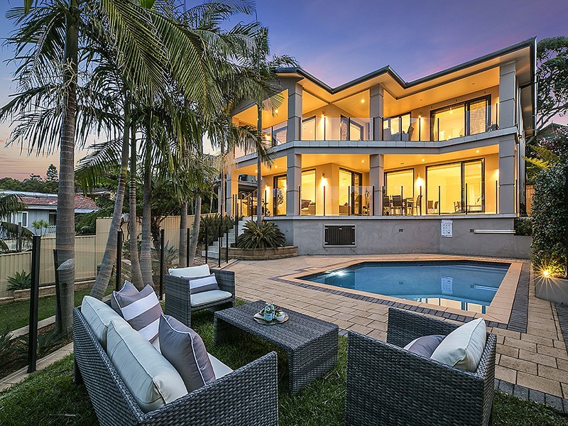 24 Henry Avenue, Sylvania NSW 2224