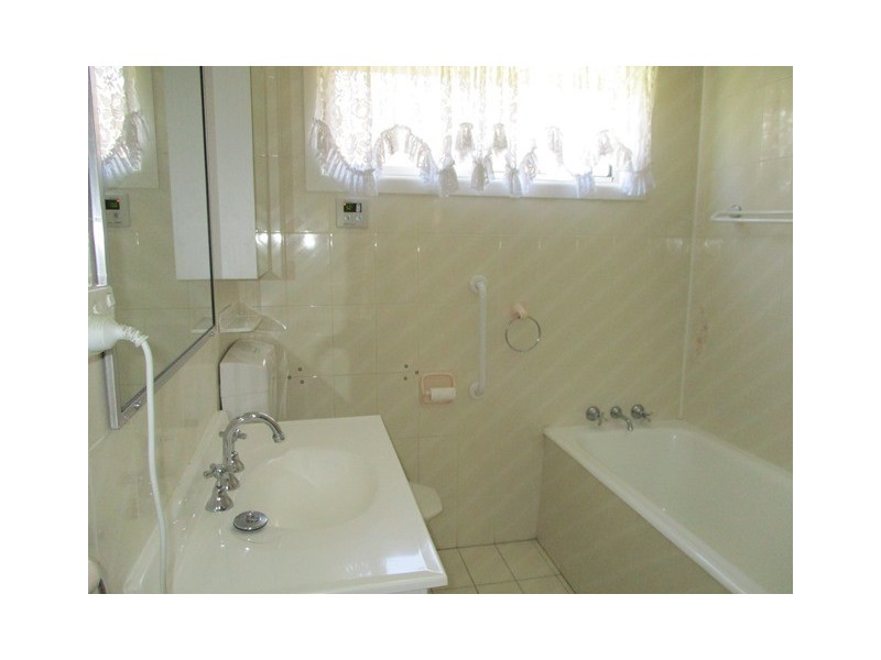 98 Evelyn Street, Sylvania NSW 2224