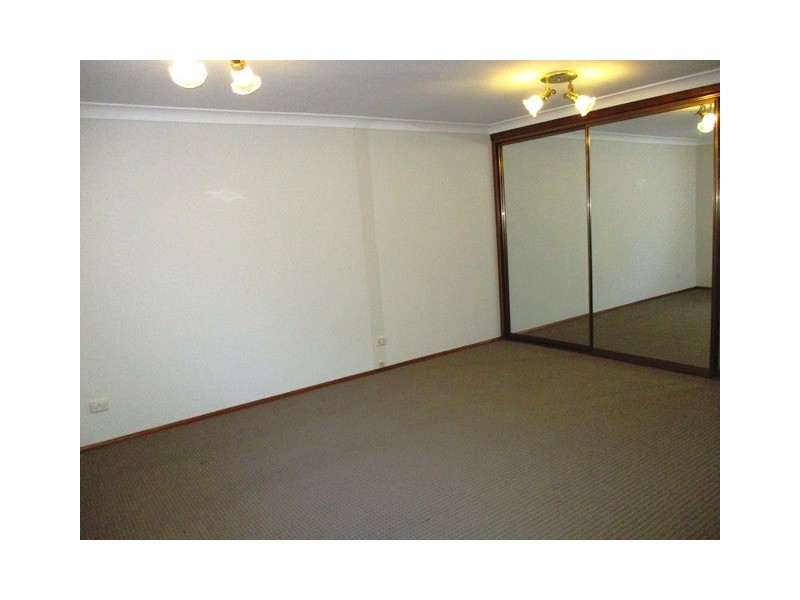 17 Tara Street, Sylvania NSW 2224